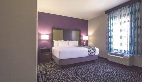 Suite Deluxe, 1 cama de matrimonio grande, no fumadores (Deluxe Family Suite)