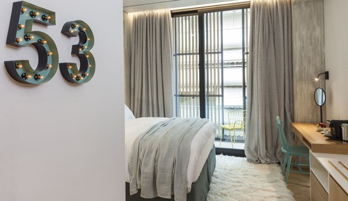 Habitación doble, vistas a la ciudad (Boulevard)