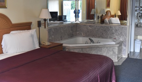 Comfort Room, 1 King Bed