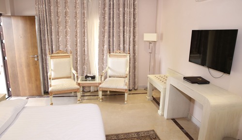 Habitación Deluxe doble, 1 cama de matrimonio grande