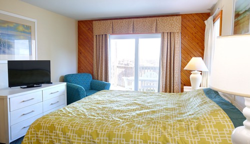 Apartamento, 2 habitaciones, balcón, vistas parciales al mar