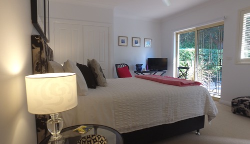 Queen Room with Garden View