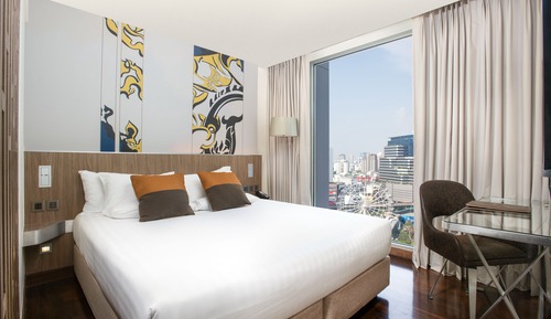 Habitación superior, 1 cama de matrimonio grande, vistas a la ciudad