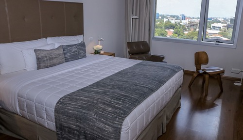 Habitación, 1 cama de matrimonio grande, accesible para personas con discapacidad