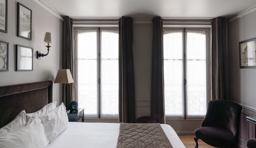 Habitación Deluxe con 1 cama doble o 2 individuales, balcón