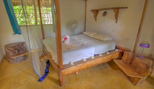 Habitación Confort doble, 1 cama de matrimonio, baño compartido