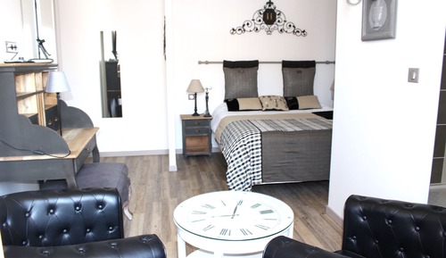 Habitación junior doble, acceso a la piscina