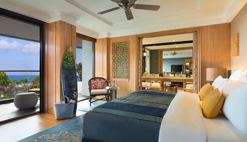 Suite, 1 cama de matrimonio grande, vistas parciales al mar