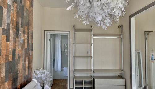 Habitación doble (Room 8)