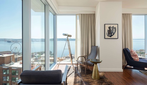 Suite (Thompson)