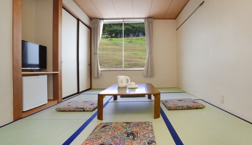 Habitación tradicional, vistas a la montaña (Japanese Style with Private Toilet)