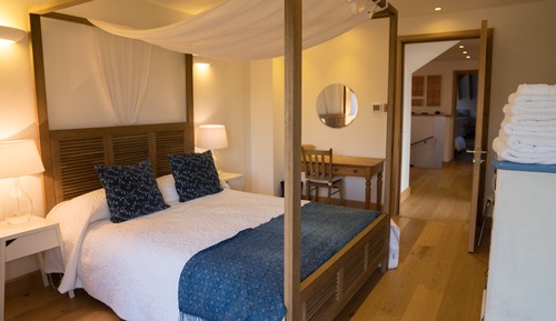 Habitación doble superior, baño privado, vistas al jardín (Four Poster Bed )