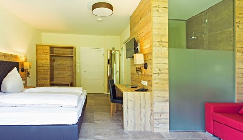 Habitación Deluxe doble, balcón, vistas al jardín (Kornkammer)