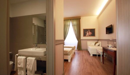 Family Deluxe, Triple Room, Garden View