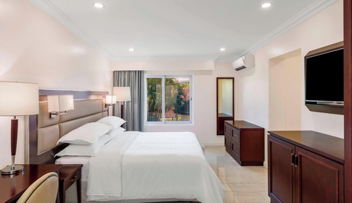 Habitación familiar, 1 cama de matrimonio grande, no fumadores