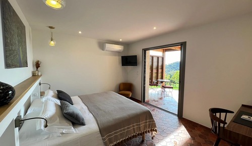 Habitación doble superior, vistas al mar (with Shared Pool)