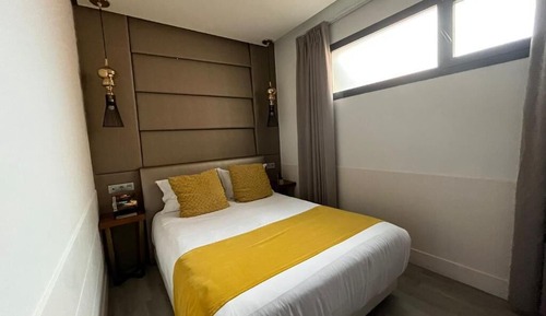 Habitación económica doble (Interior View)