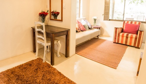 Habitación familiar con 1 cama doble o 2 individuales, 1 cama de matrimonio grande con sofá cama