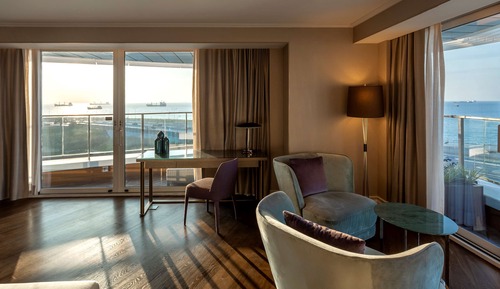 Suite, balcón, vistas al mar