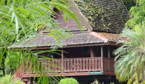 Casa tradicional, 6 habitaciones (บ้านชมเดือน - max 18 persons)