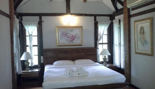 Casa tradicional, 3 habitaciones (บ้านประกายเดือน - max 10 persons)
