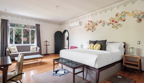 Master Executive Suite