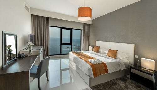 Apartamento, 3 habitaciones, vistas al mar