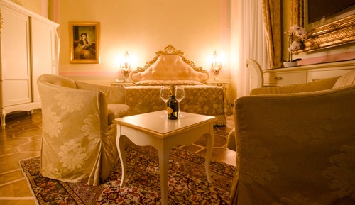 Suite romántica, 1 habitación, sauna, en una planta alta
