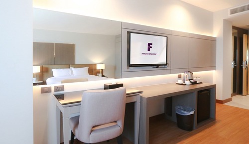 Habitación Deluxe, 1 cama de matrimonio grande, vistas al río