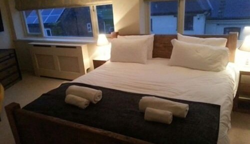Habitación doble, baño privado (Super-king bed - Room 5)