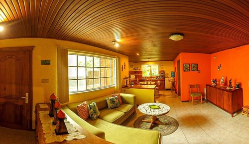 Apartamento familiar, 2 habitaciones, vistas al jardín