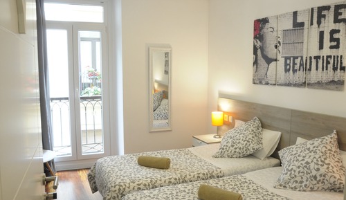 Habitación Confort con 1 cama doble o 2 individuales, 1 habitación, baño compartido