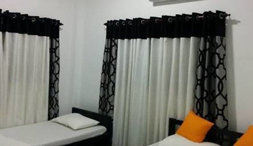 Habitación triple básica, 1 habitación (A/C)