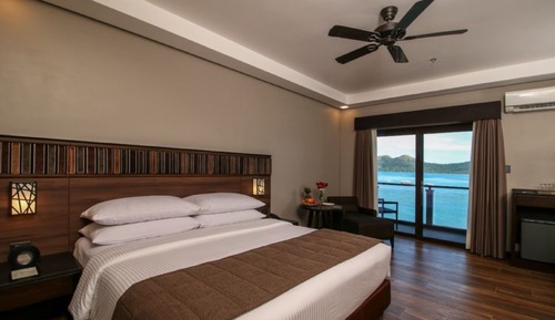 Habitación, 1 cama de matrimonio grande, vistas a la bahía