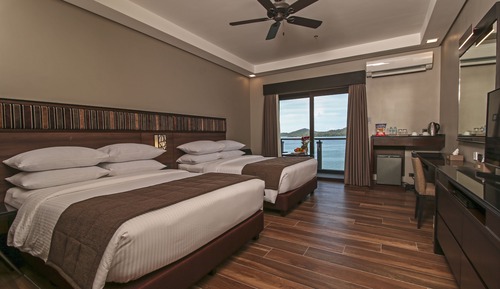 Habitación, 2 camas de matrimonio, vistas a la bahía