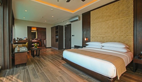 Panorama Suite
