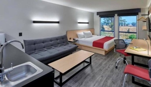 Suite estudio Confort, 1 cama de matrimonio grande, no fumadores, vistas a la ciudad