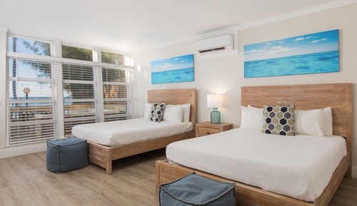 Suite superior, 2 camas de matrimonio, cocina básica, vistas a la bahía