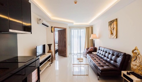 One Bedroom Apartment
