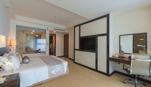 Suite Club, vistas al mar