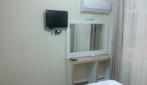 Dormitorio compartido estándar, solo para mujeres, vistas al jardín