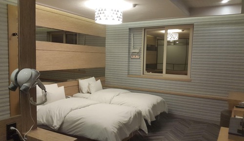 Habitación estándar con 2 camas individuales