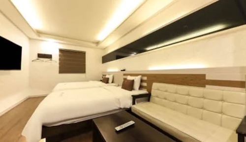 Habitación familiar con 2 camas individuales (No Breakfast on Weekend&Holiday)