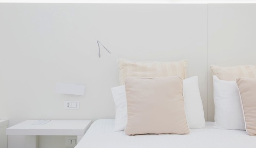 Habitación económica, 1 cama de matrimonio, sin ventanas