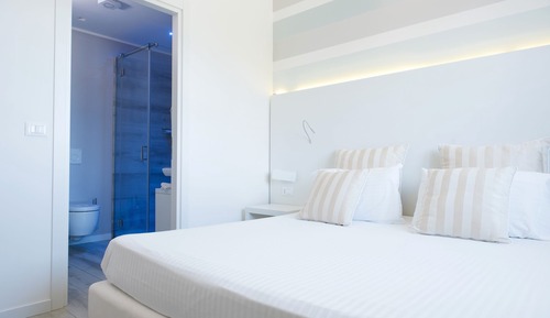 Habitación con 1 cama doble o 2 individuales, vistas al mar