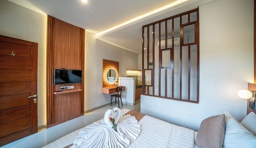Deluxe Double Room with Balcony