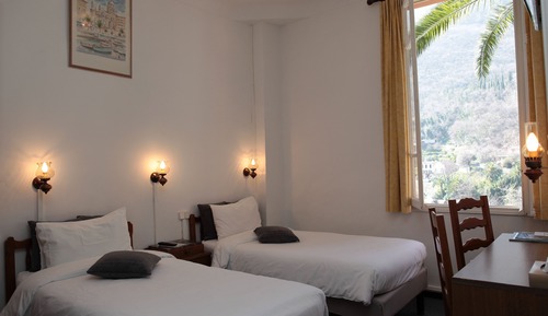 Habitación estándar con 2 camas individuales
