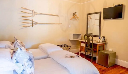 Habitación con 2 camas individuales, 1 habitación