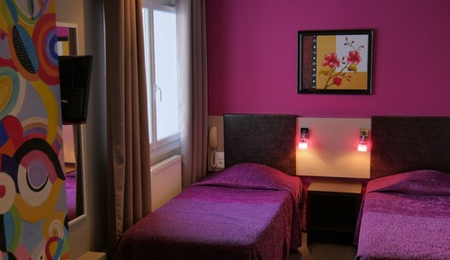 Habitación con 2 camas individuales