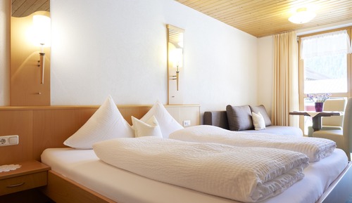 Apartamento Confort, 1 cama de matrimonio grande, patio (Vergissmeinnicht incl 50€ CleaningFee)